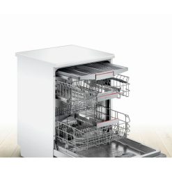 Bên trong máy rửa bát độc lập Bosch SMS25FI05E